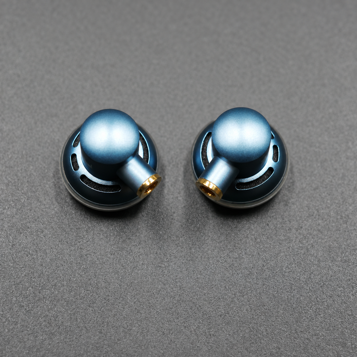 300Ω HiFi Flathead Earbuds with Detachable MMCX Cable – 3.5mm / 4.4mm Balanced